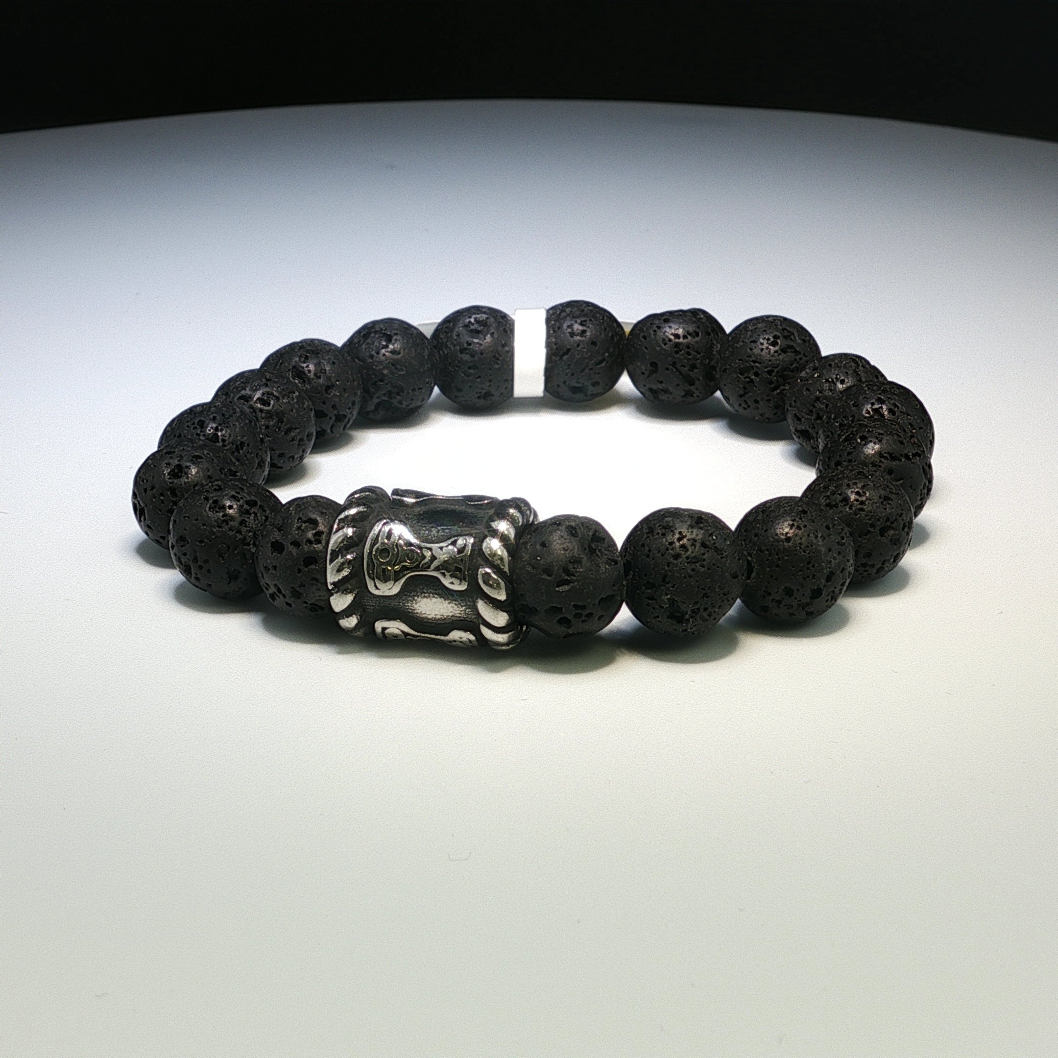 Lavastein Armband