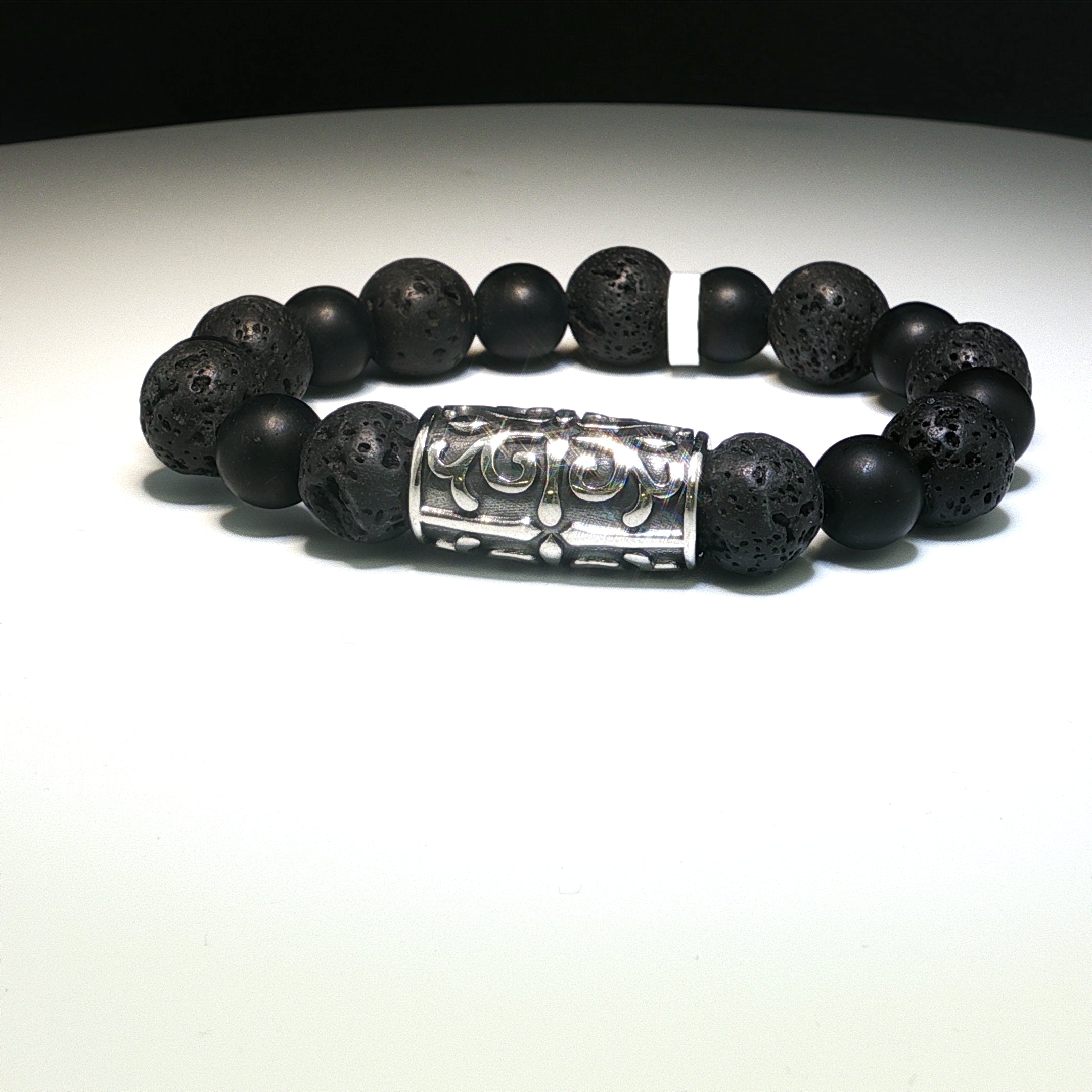 Lavastein & Onyx Armband