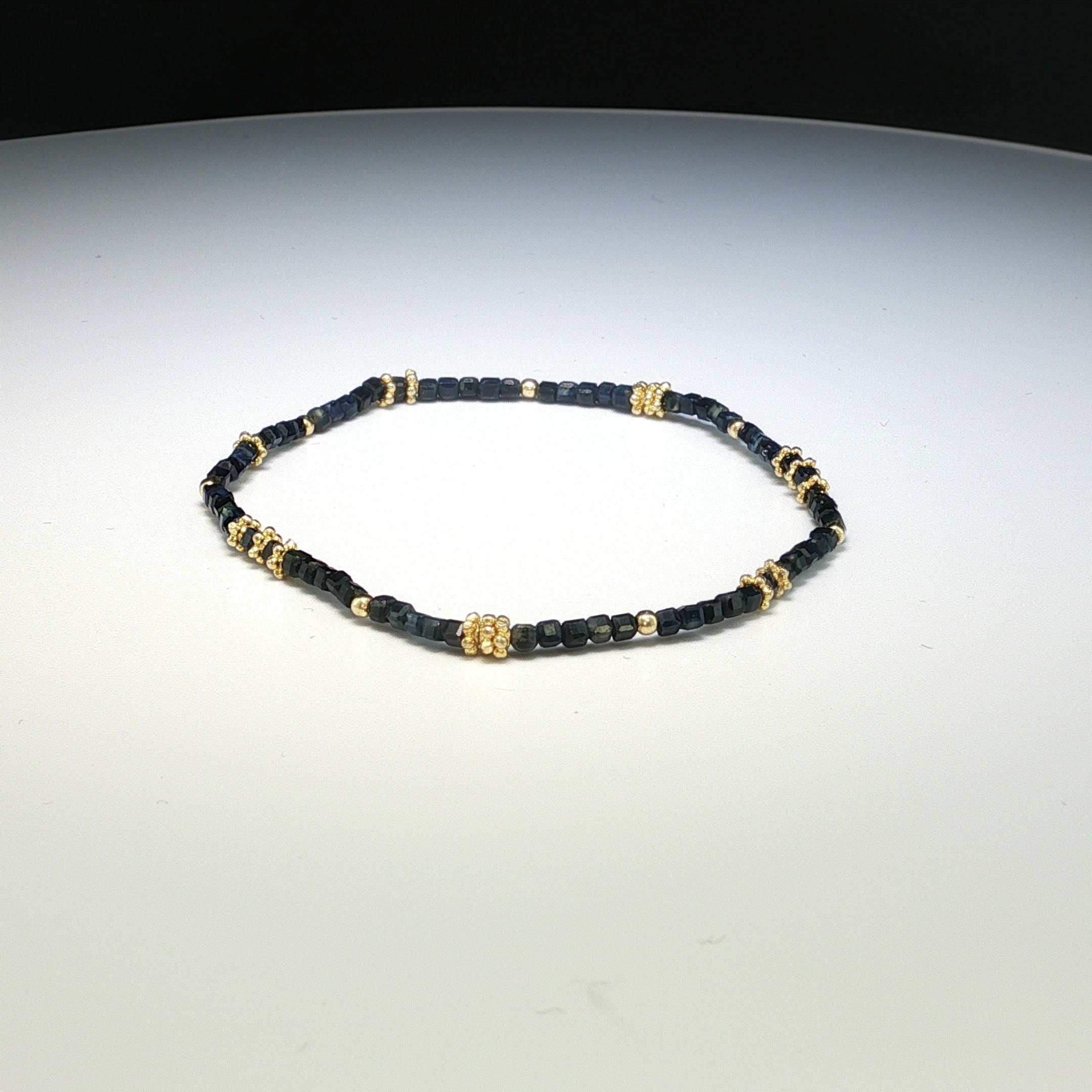 Zartes Saphir-Armband