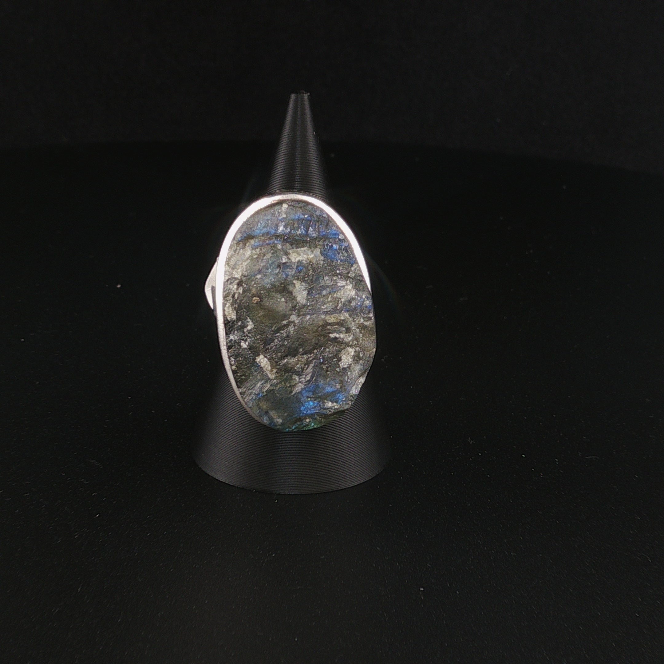 Roher Labradorit Stein Ring