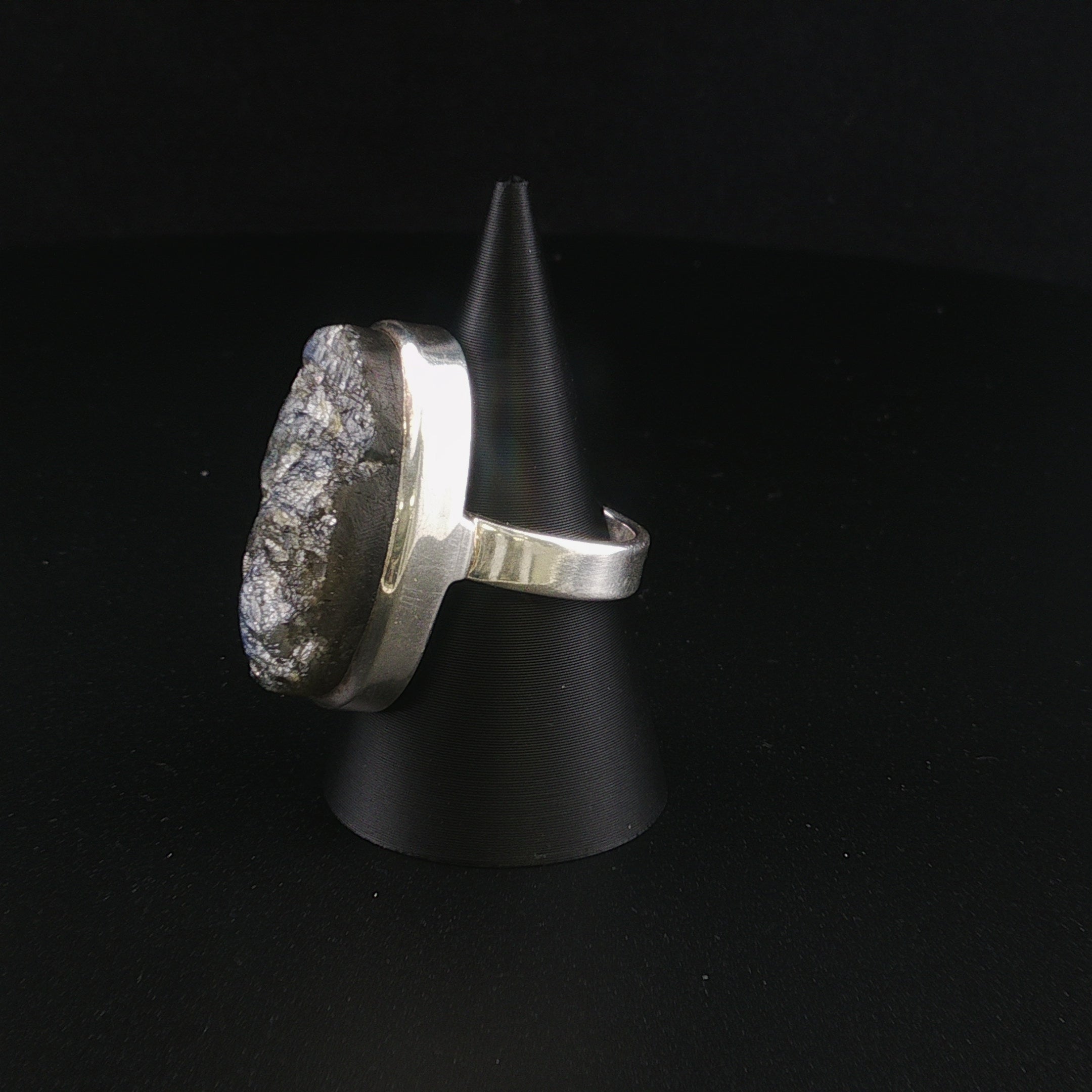 Roher Labradorit Stein Ring