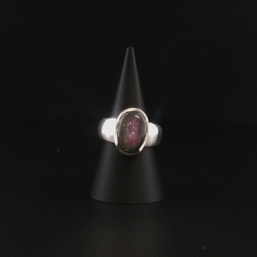 Purpel Labradorit Ring