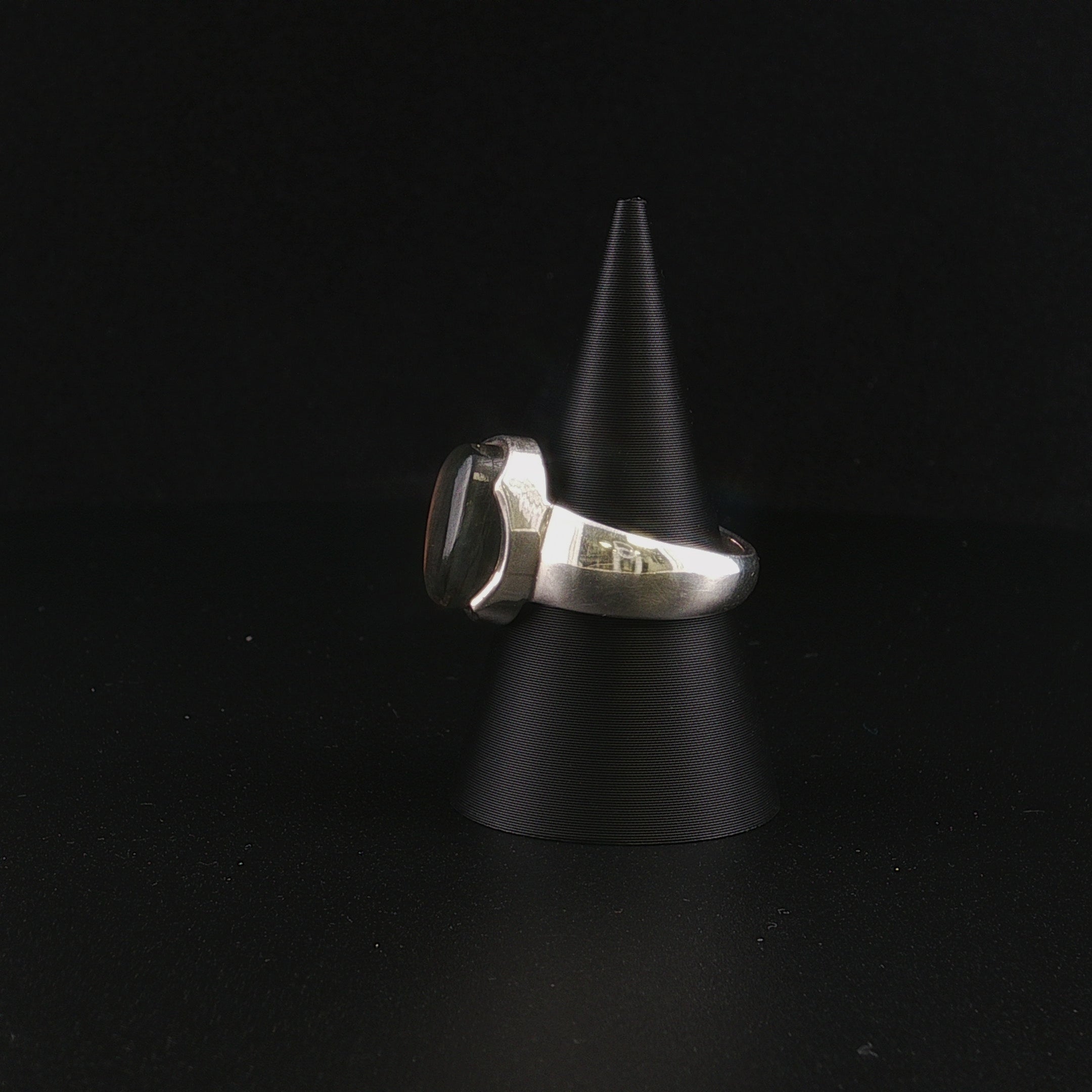 Purpel Labradorit Ring