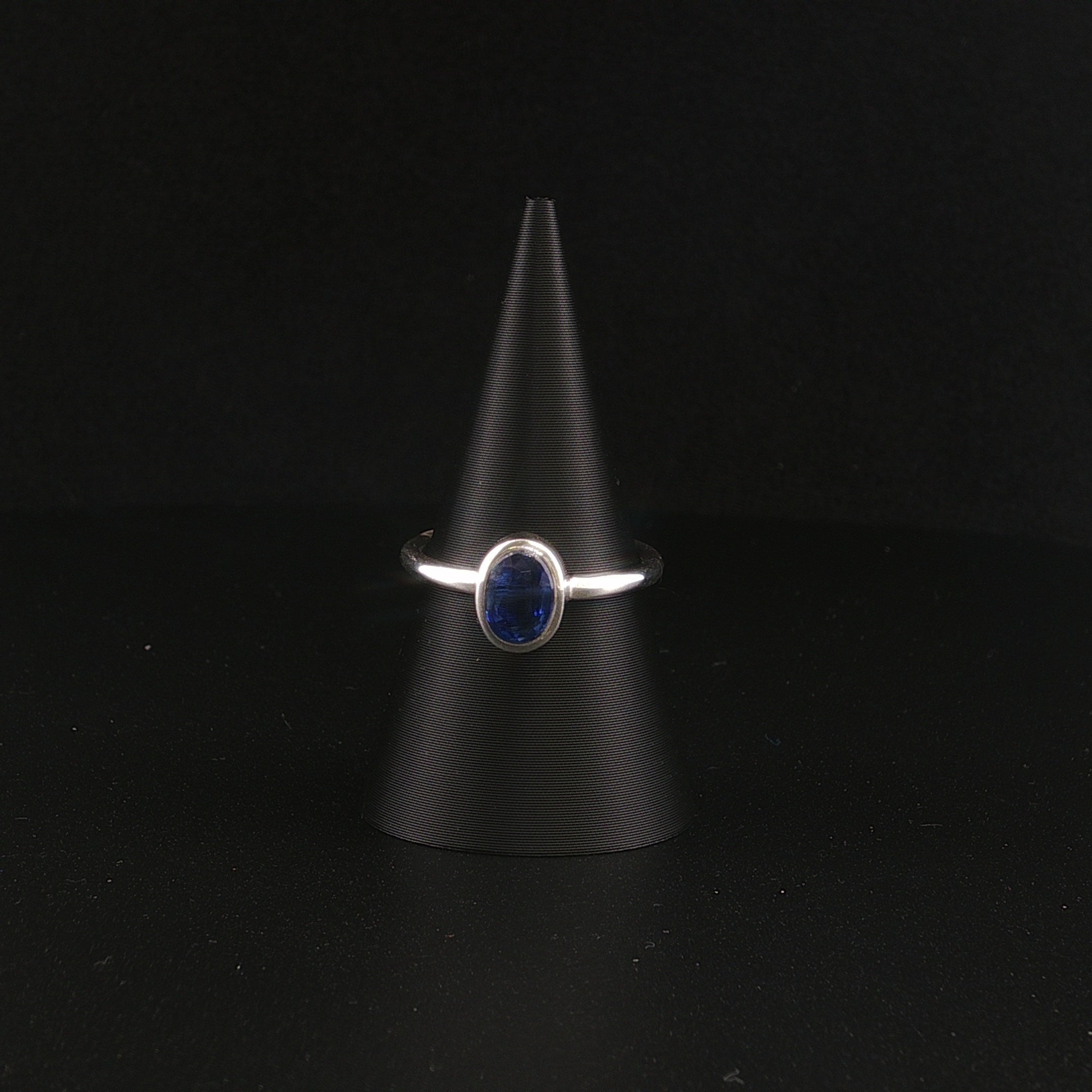 Kyanit Ring