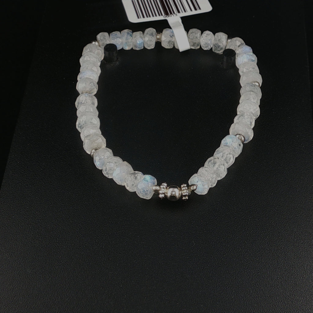 Armband aus facettiertem Regenbogen-Mondstein