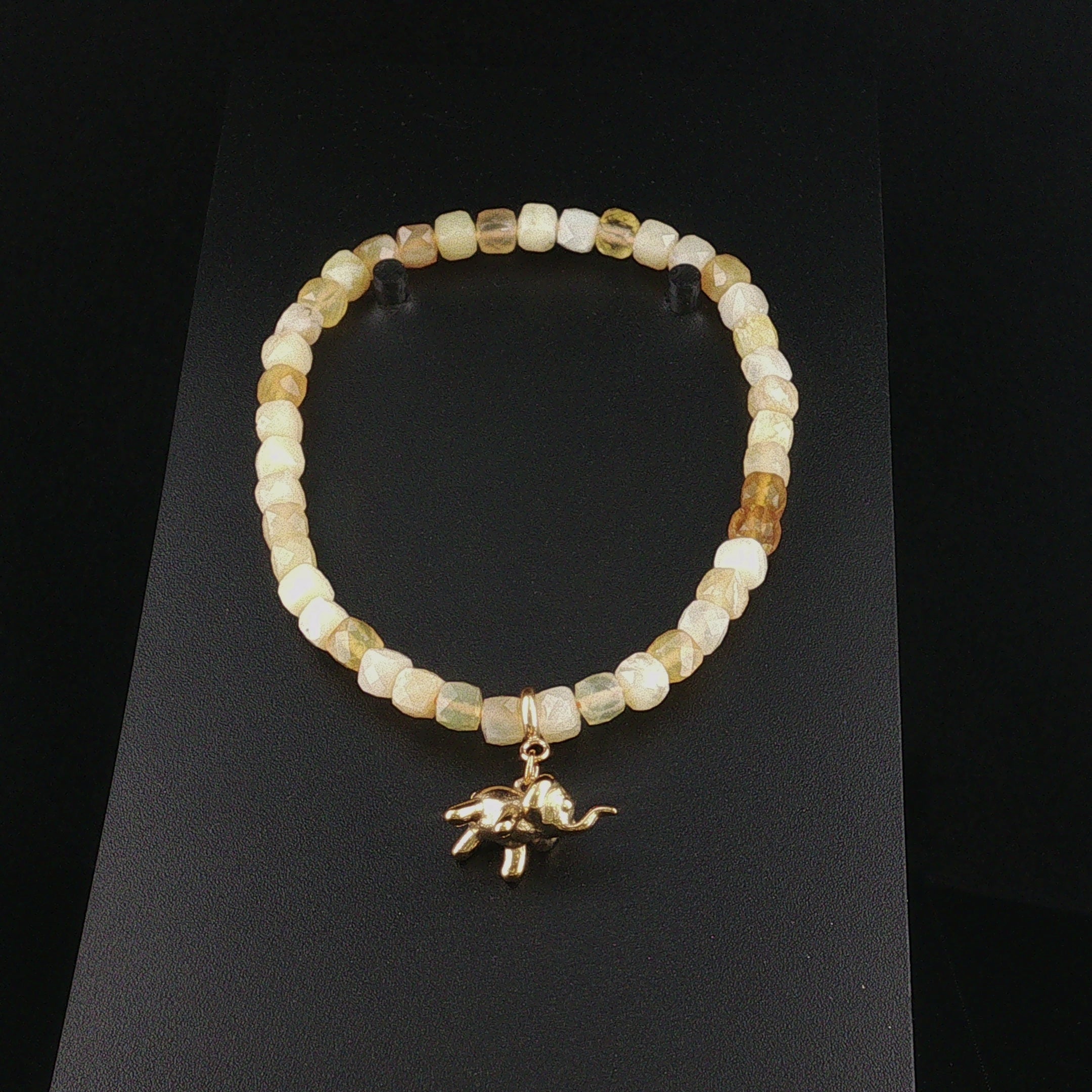 Armband aus gelben Opal