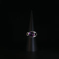 Silberner Solitärring mit Amethyst im Cabochonschliff