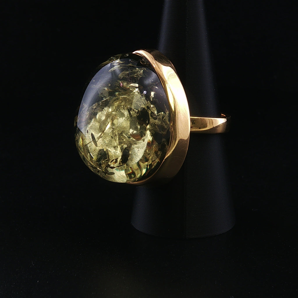 grüner Bernstein Ring