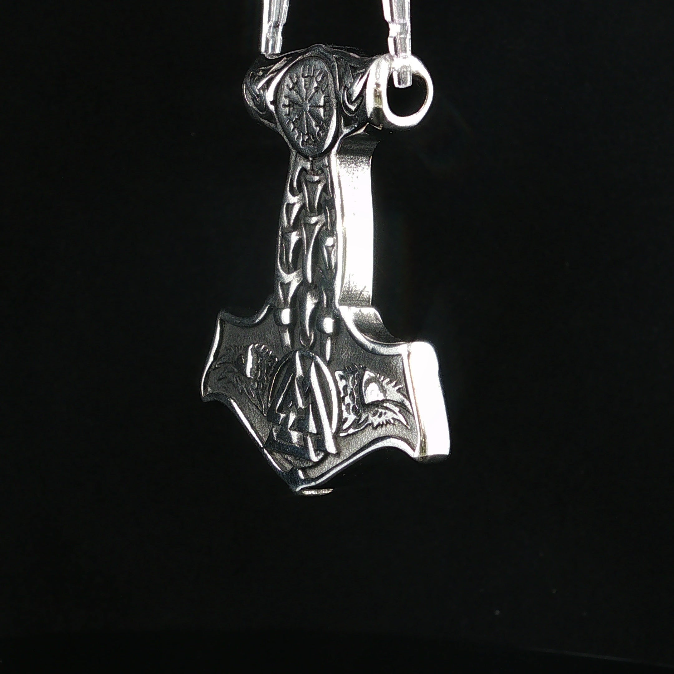 Thors Hammer Anhänger mit nordischen Motiven