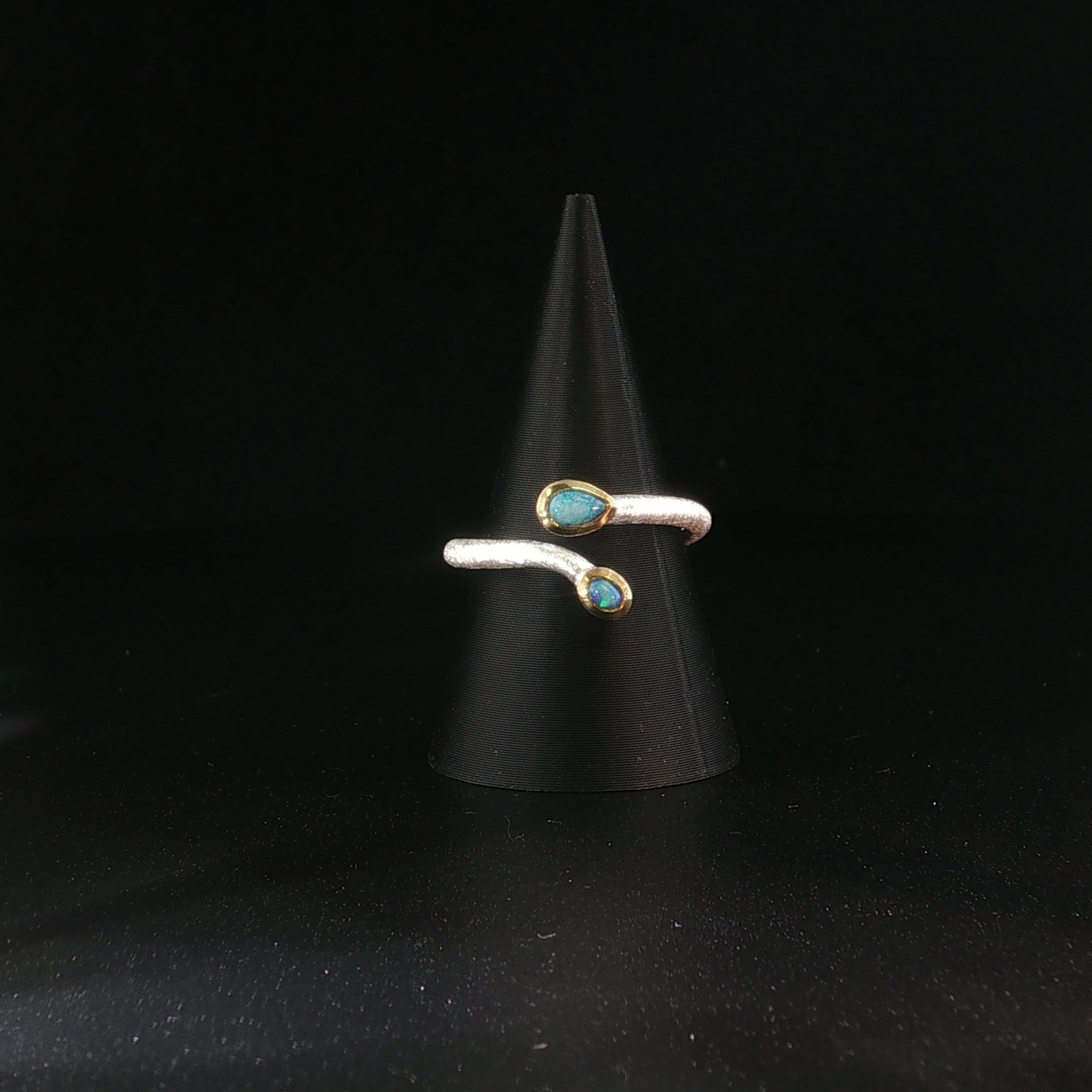 Edelopal Ring