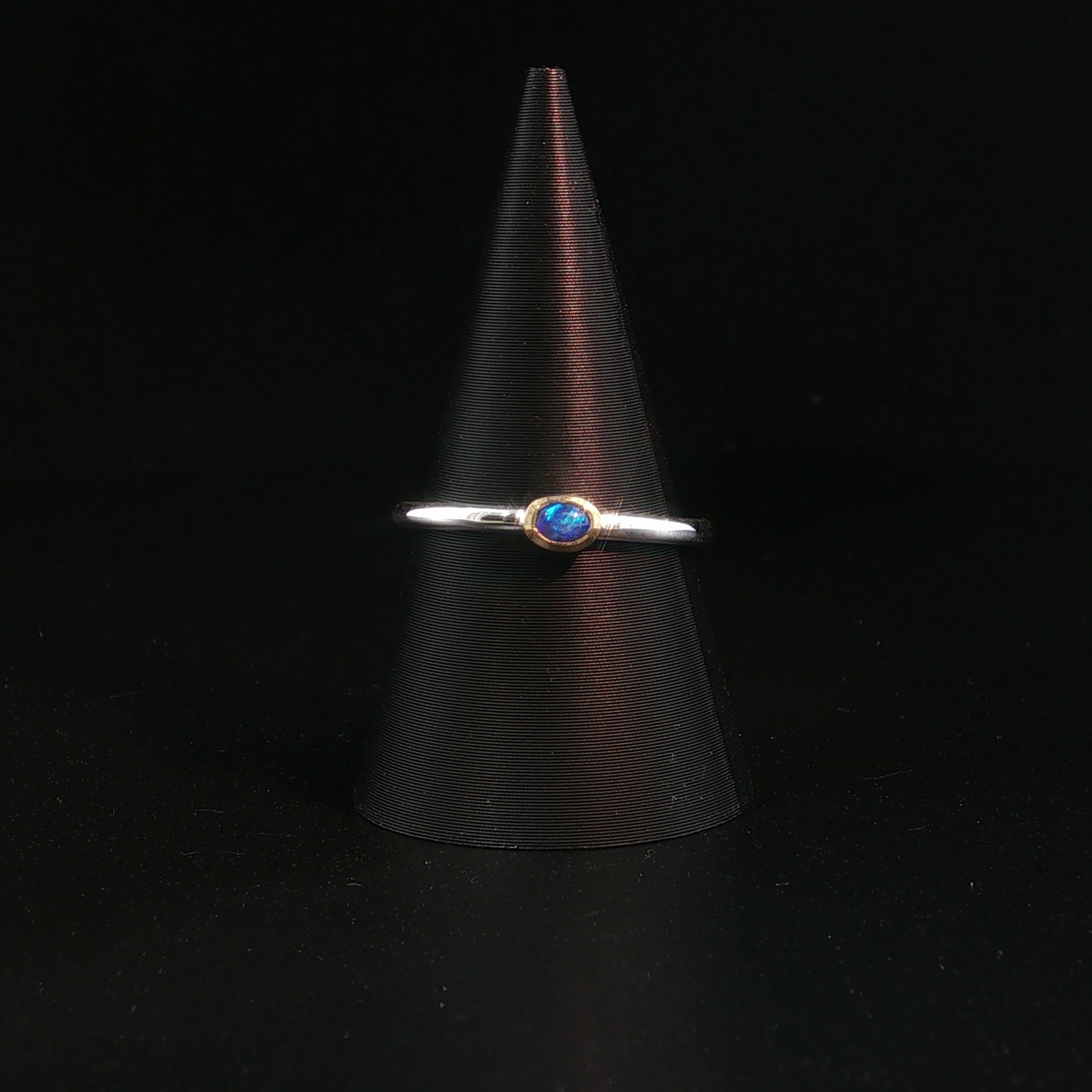 Edelopal Ring