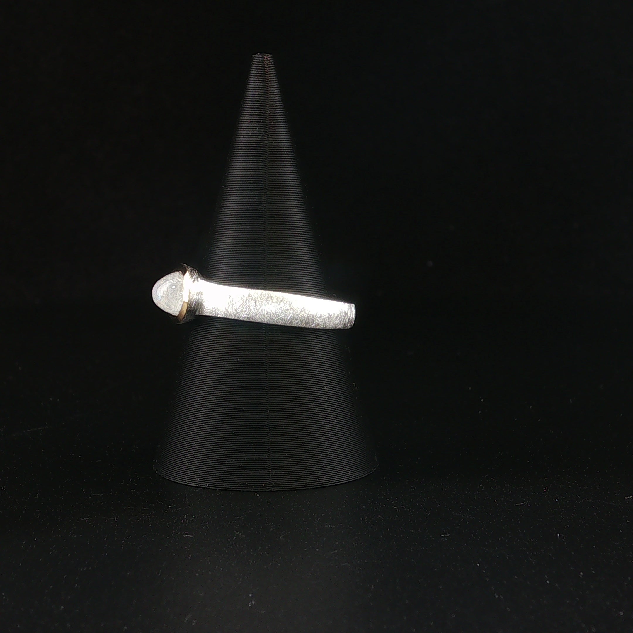 Regenbogen Mondstein Ring