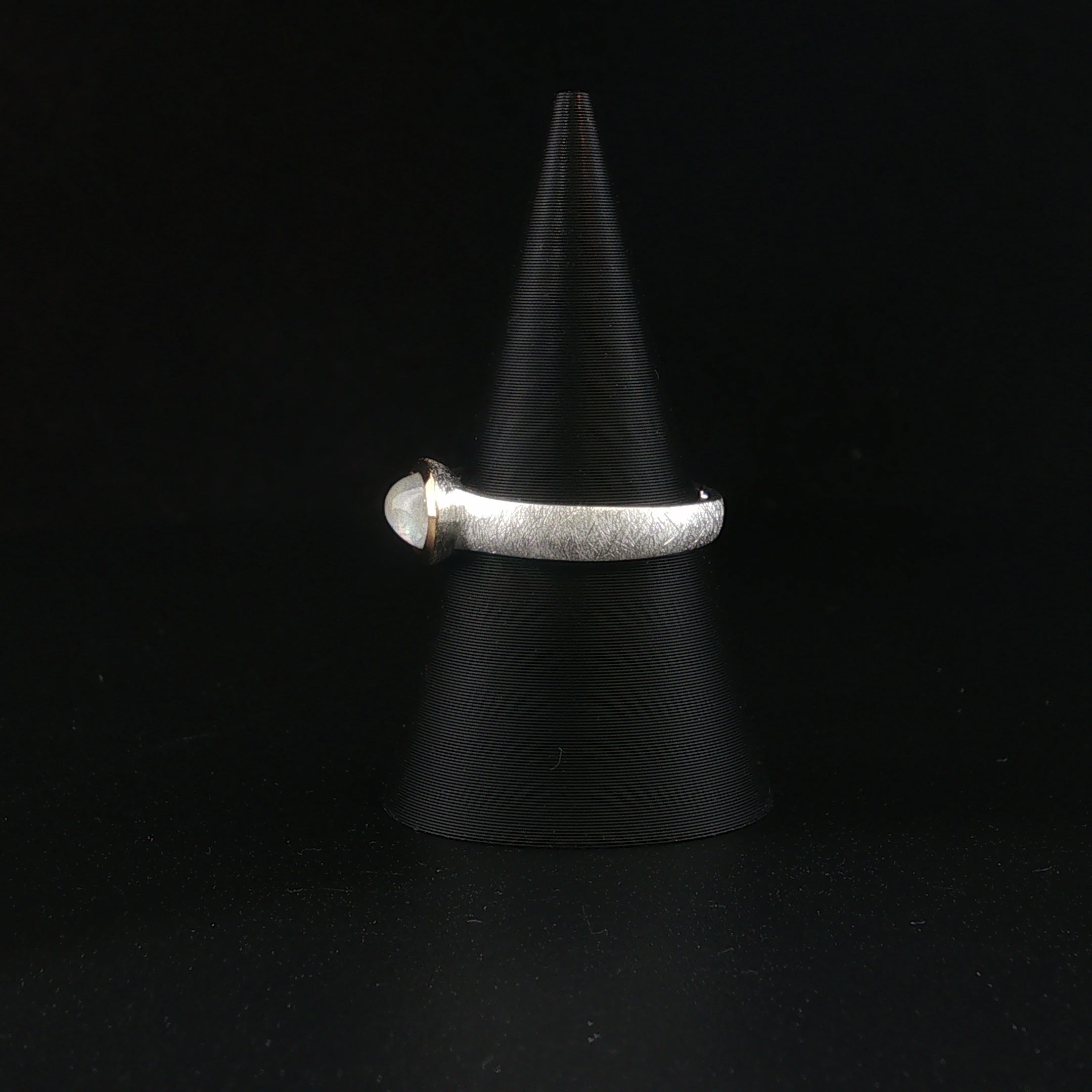 Regenbogen Mondstein Ring
