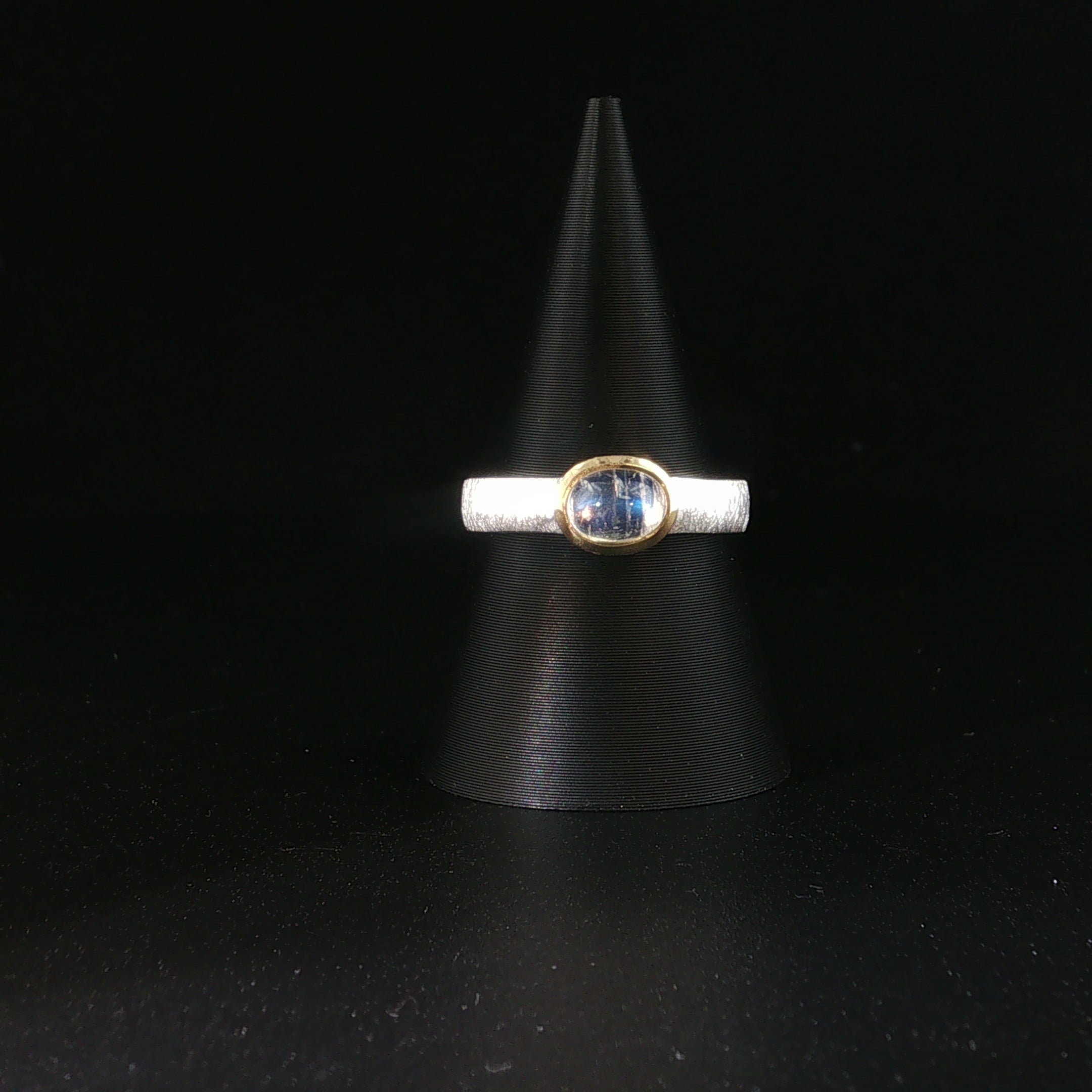 Regenbogen Mondstein Ring