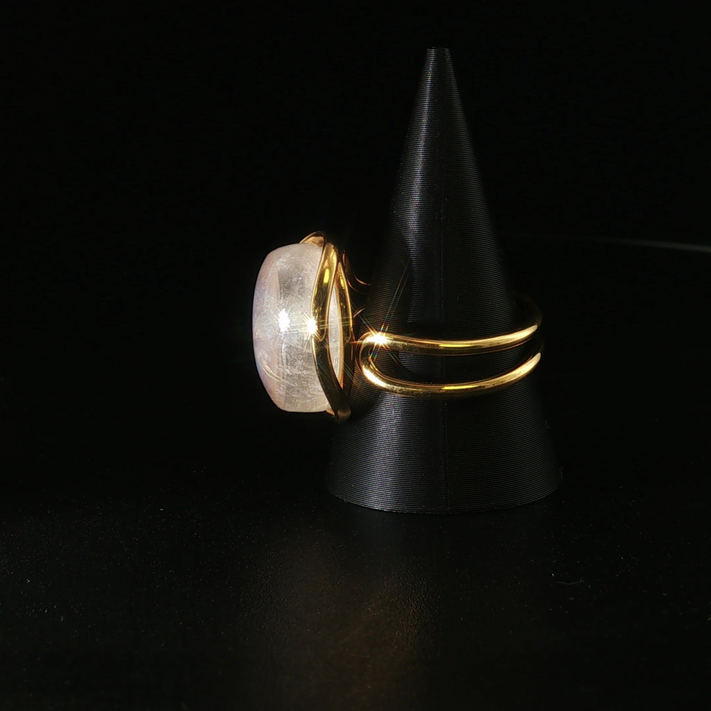 Mondstein Ring