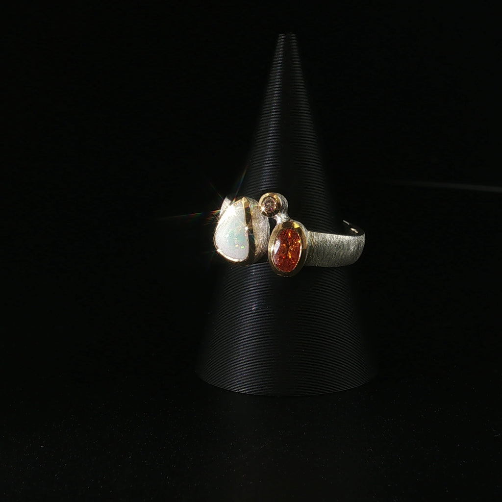 Edelopal & Mandaringranat Ring