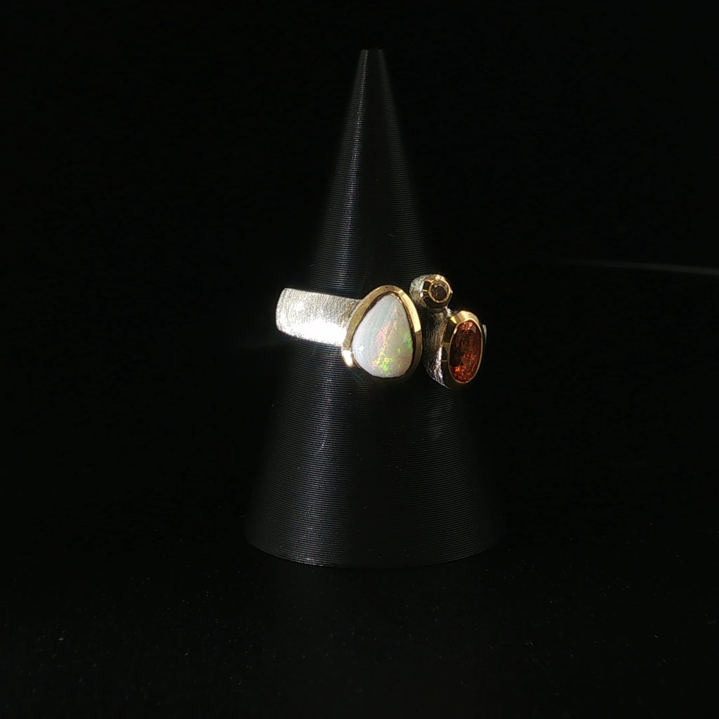 Edelopal & Mandaringranat Ring