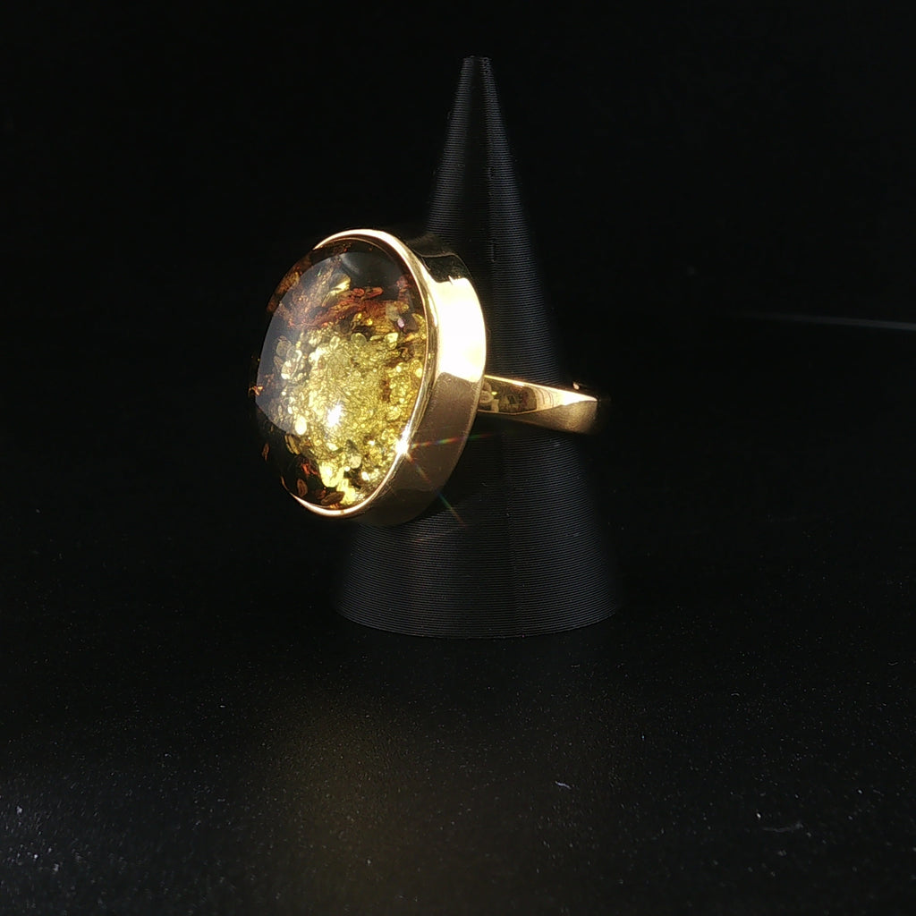 grüner Bernstein Ring