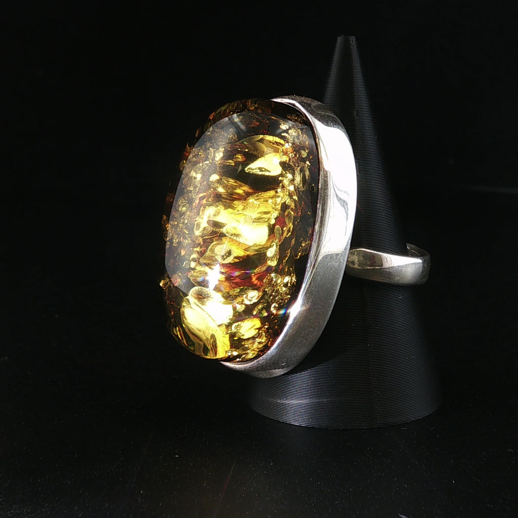 grüner Bernstein Ring