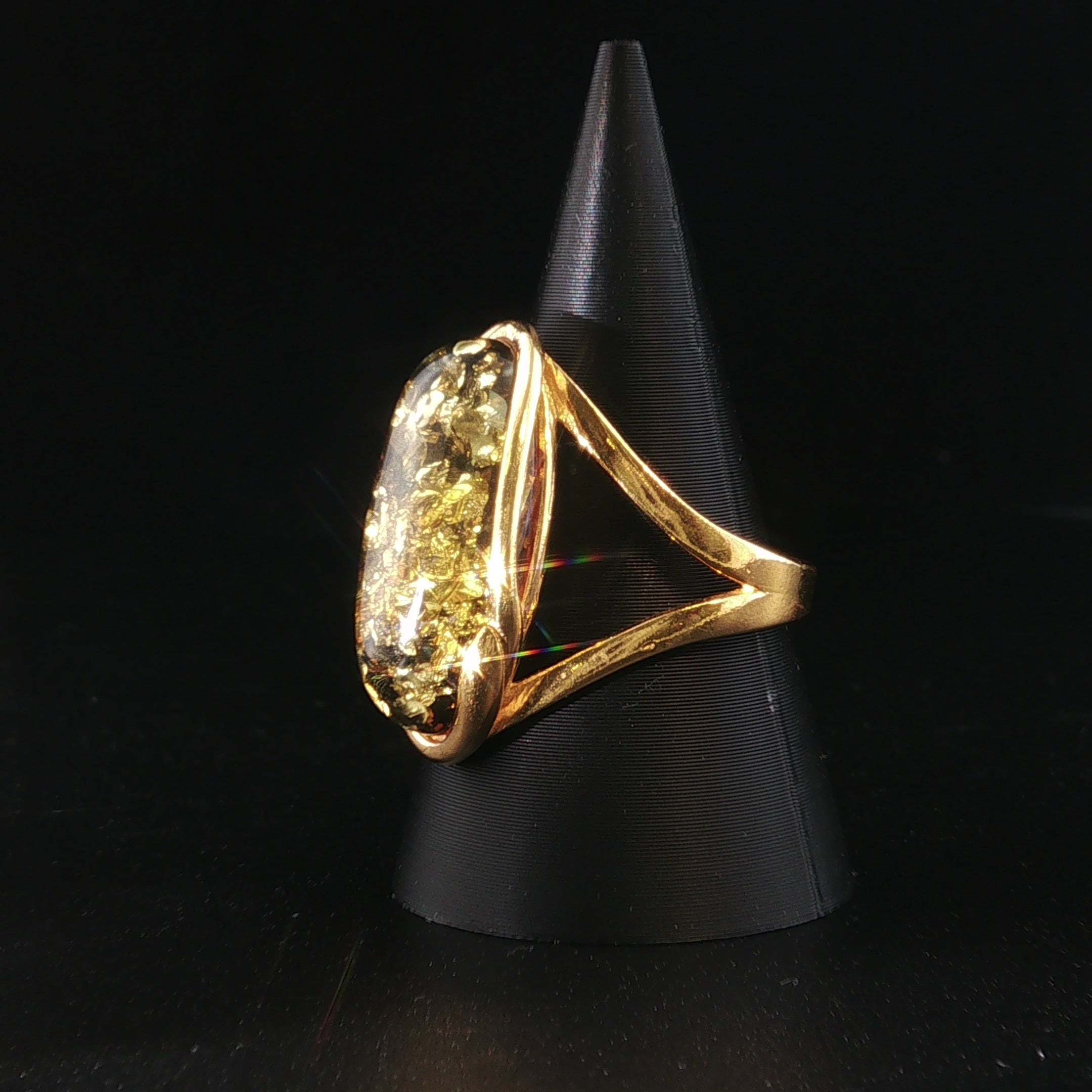 grüner Bernstein Ring