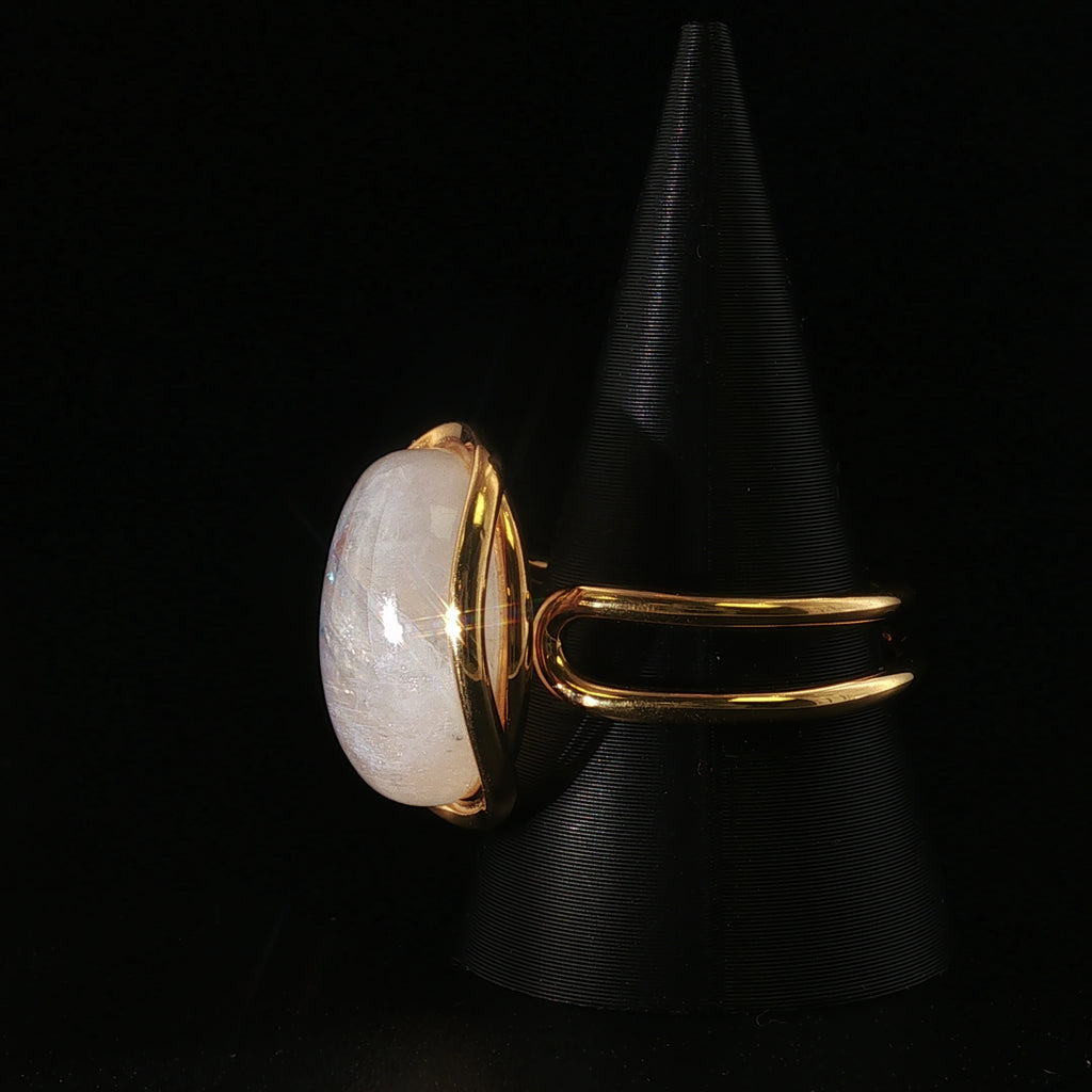 Mondstein Ring